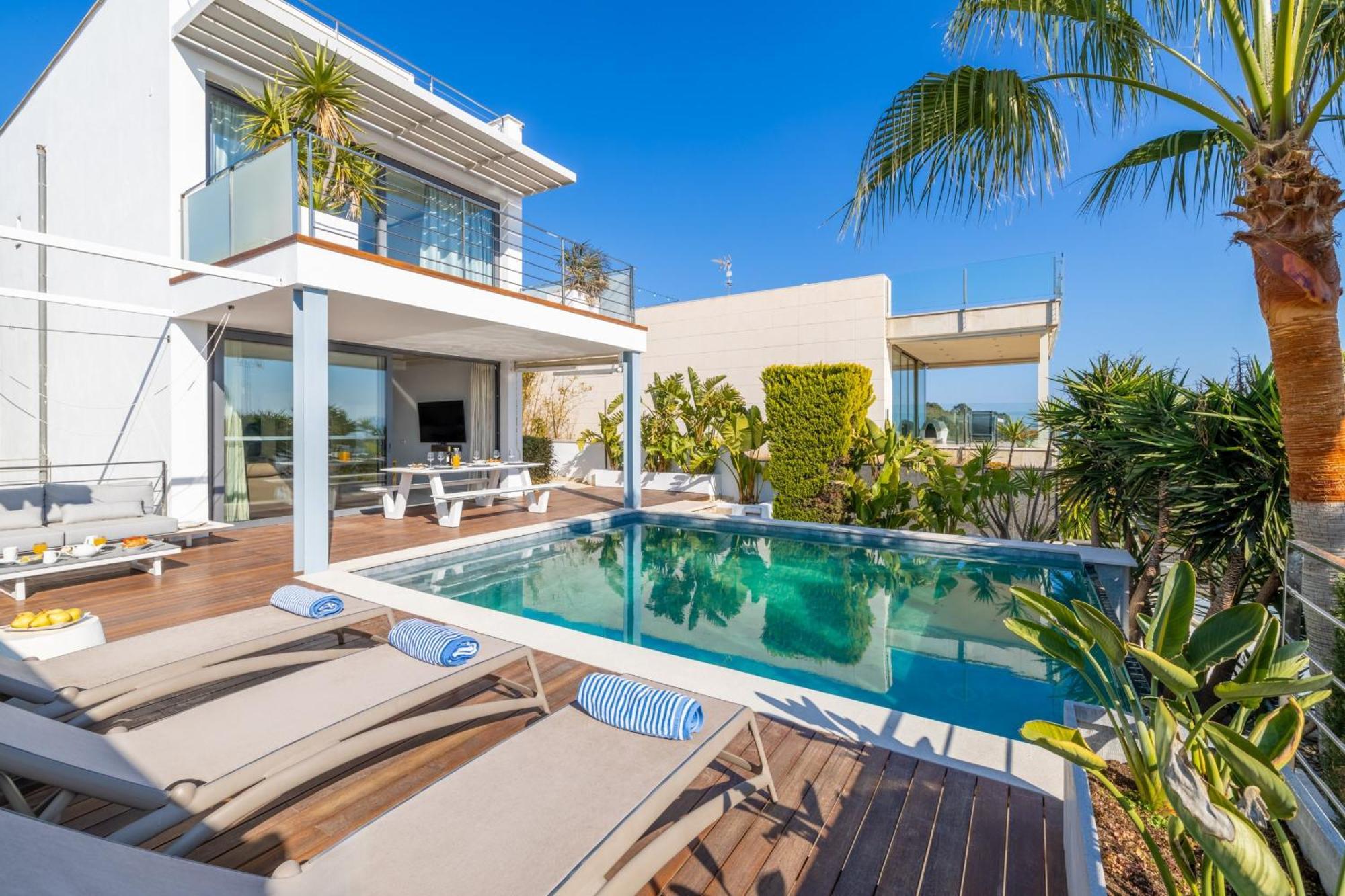 Villa Designer Alcanada